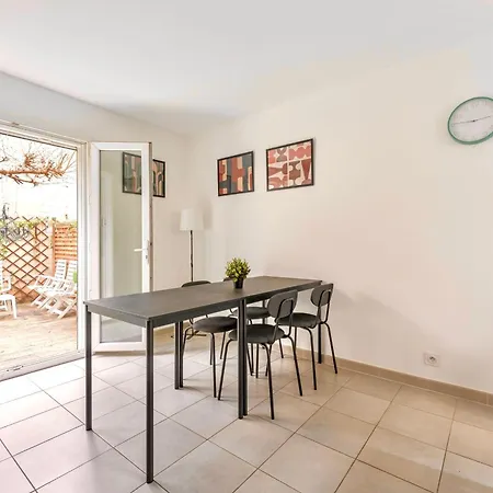 Le Murier - Maison De Avec Patio Parking - 6 Pers Hébergement de vacances